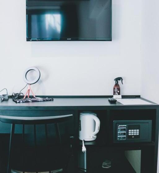 Отель Trad Replay