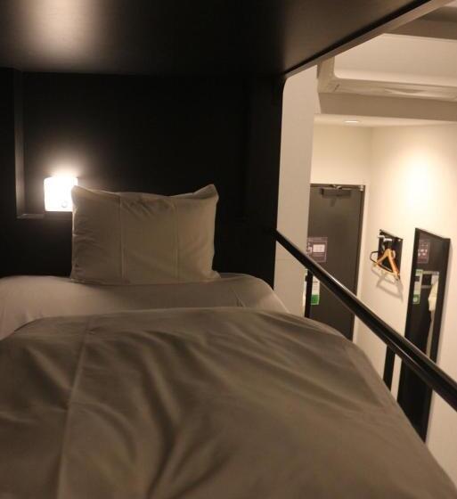 Отель Trad Replay