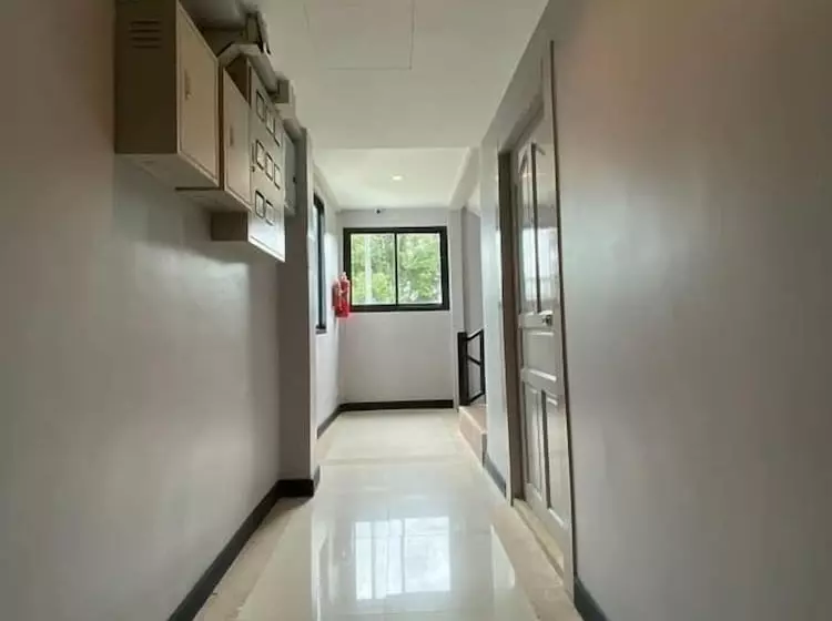 هتل White Sand Phuket Residence