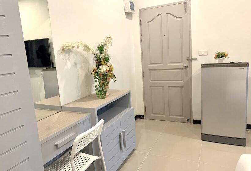 ホテル White Sand Phuket Residence