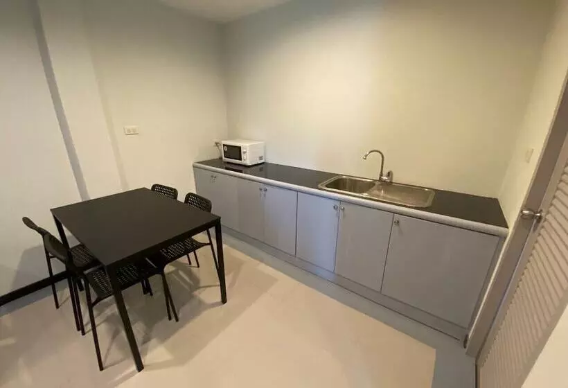 هتل White Sand Phuket Residence