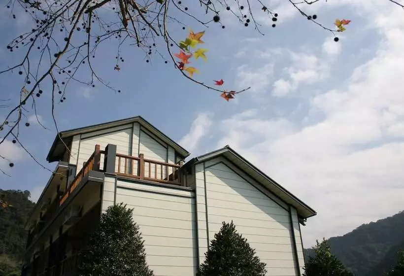 هتل Yingshih Resort