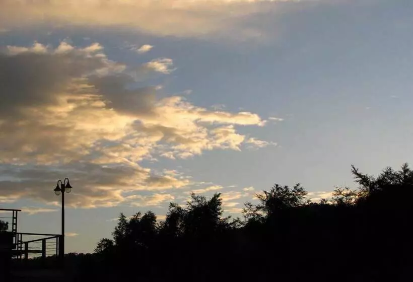 هتل Yingshih Resort