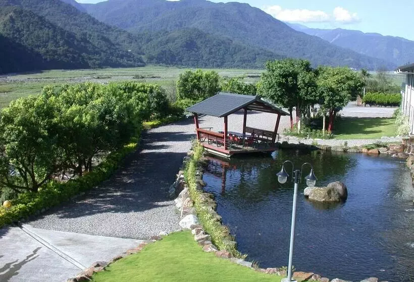هتل Yingshih Resort