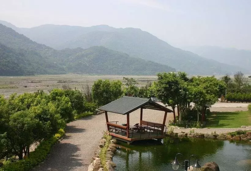 هتل Yingshih Resort