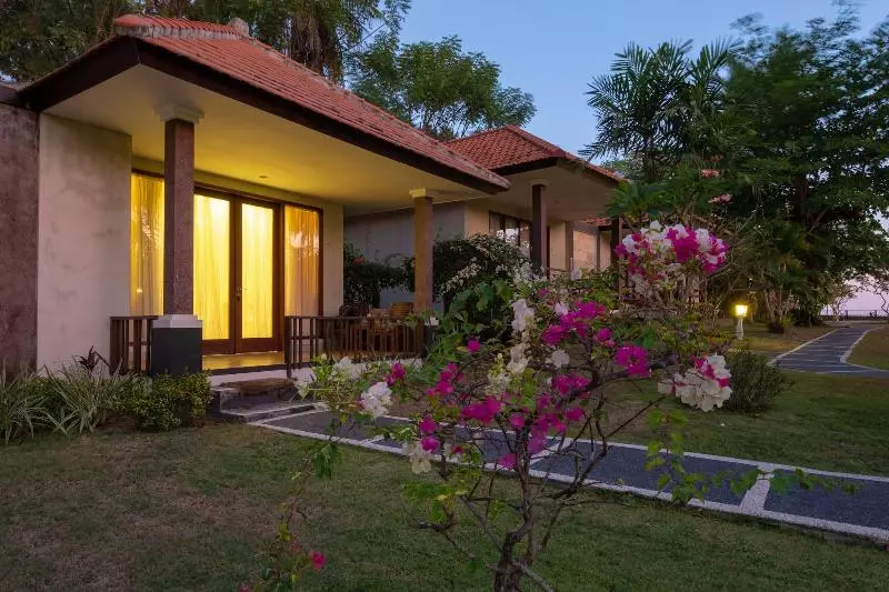 Mascot Hotel Senggigi