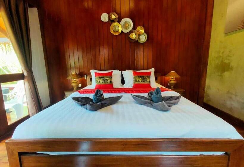 استراحتگاه Little Rock Kohjum