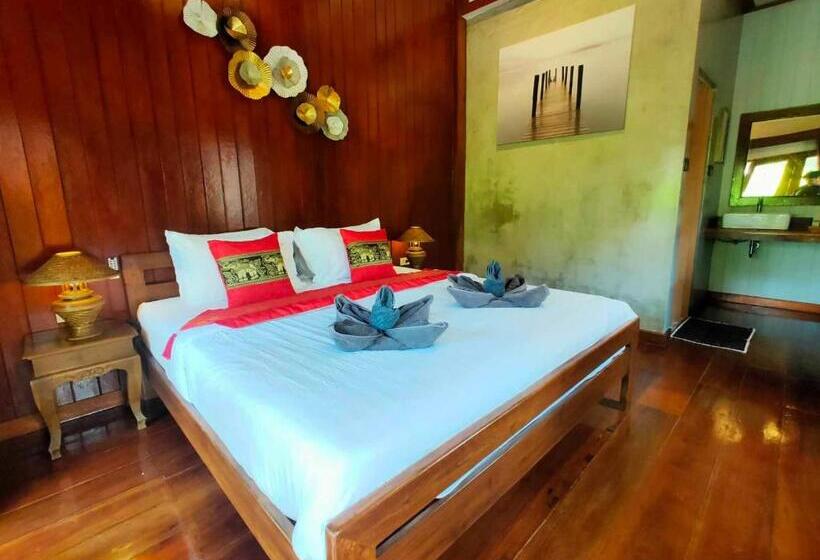 استراحتگاه Little Rock Kohjum