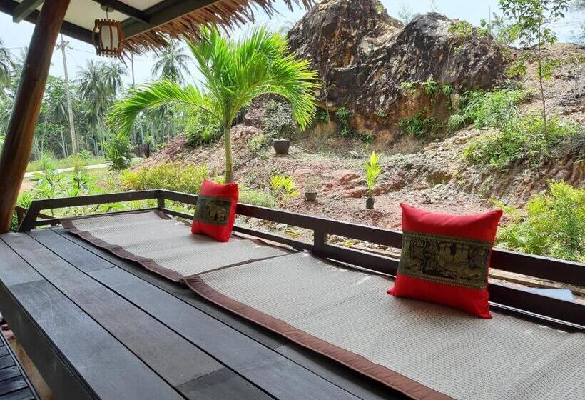 استراحتگاه Little Rock Kohjum