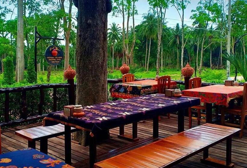 استراحتگاه Little Rock Kohjum