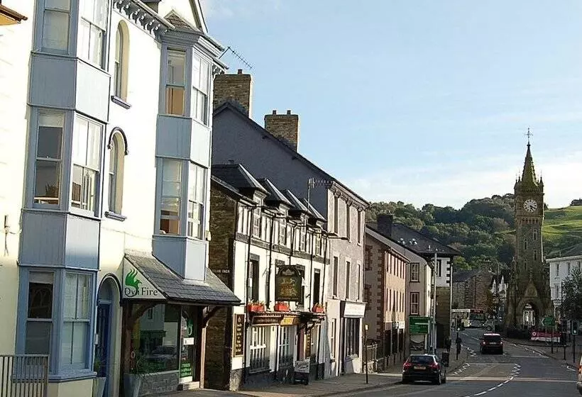 Clock Tower Apartments