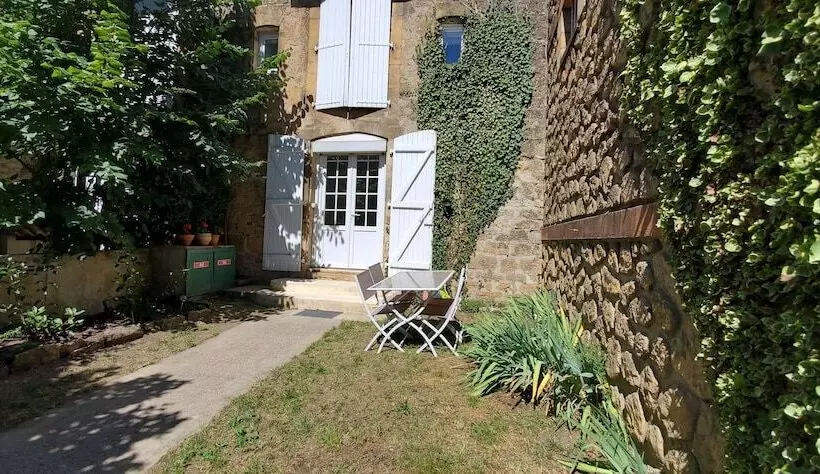 Les Appartements Chambon