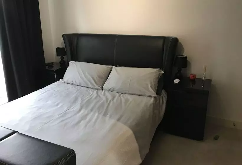 Toothbrush Apartments   Ipswich Waterfront   Regatta Quay