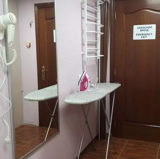 Apple Hostel Kyiv