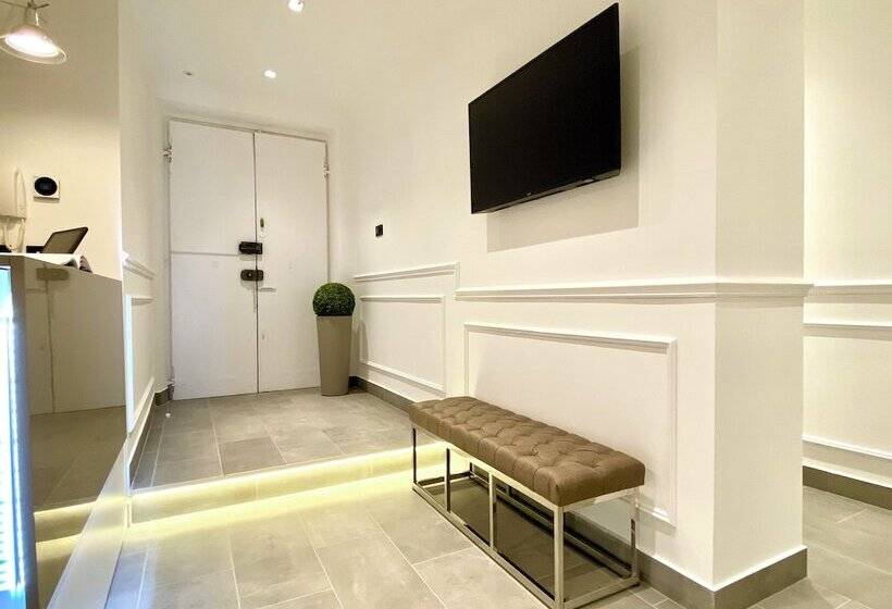 بنسيون The One Sun N Seas