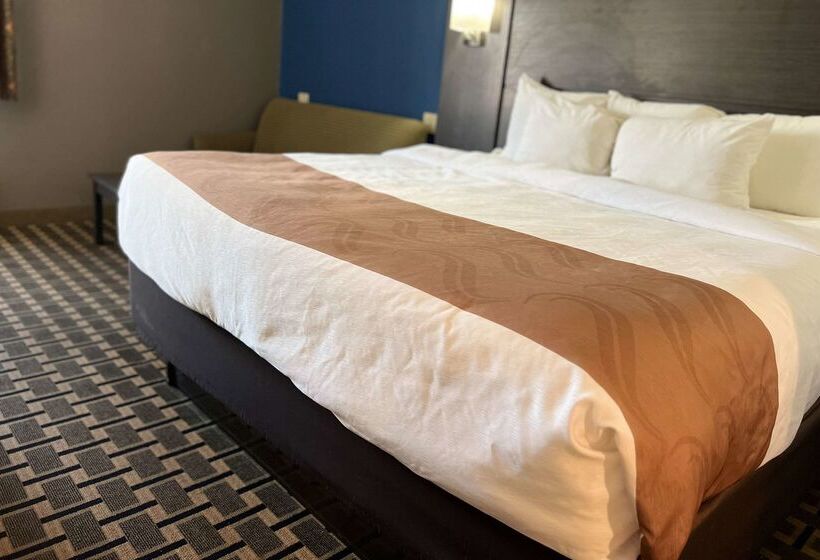 فندق Econo Lodge Louisville East