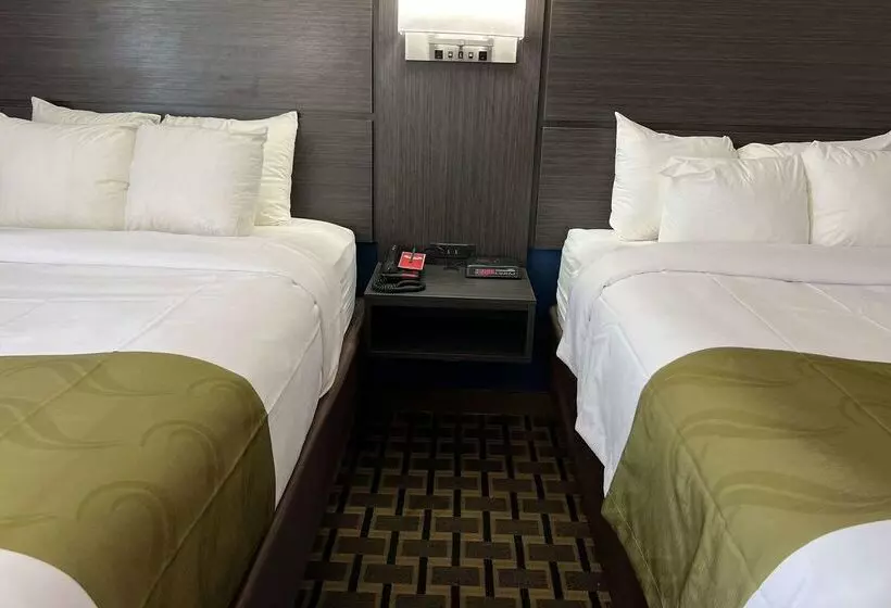 ホテル Econo Lodge Louisville East
