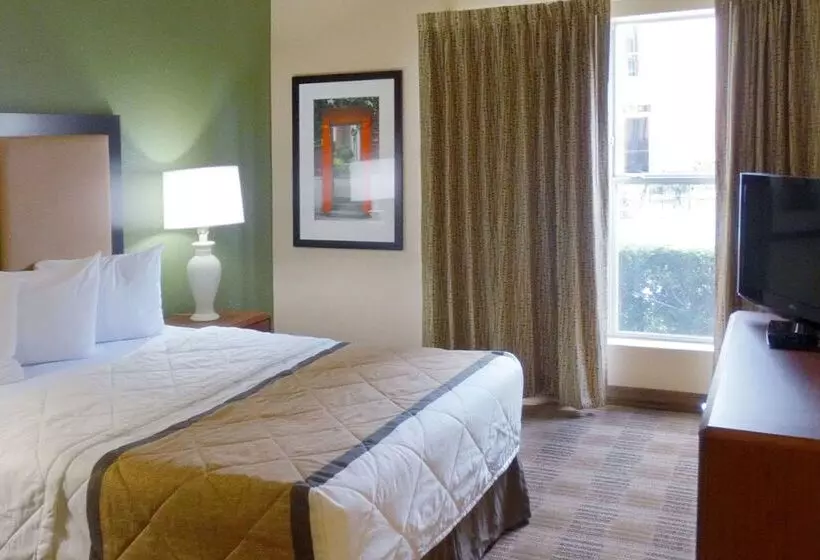 هتل Suburban Studios Jackson North