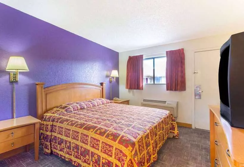 هتل Knights Inn Phoenix At N Black Canyon Hwy