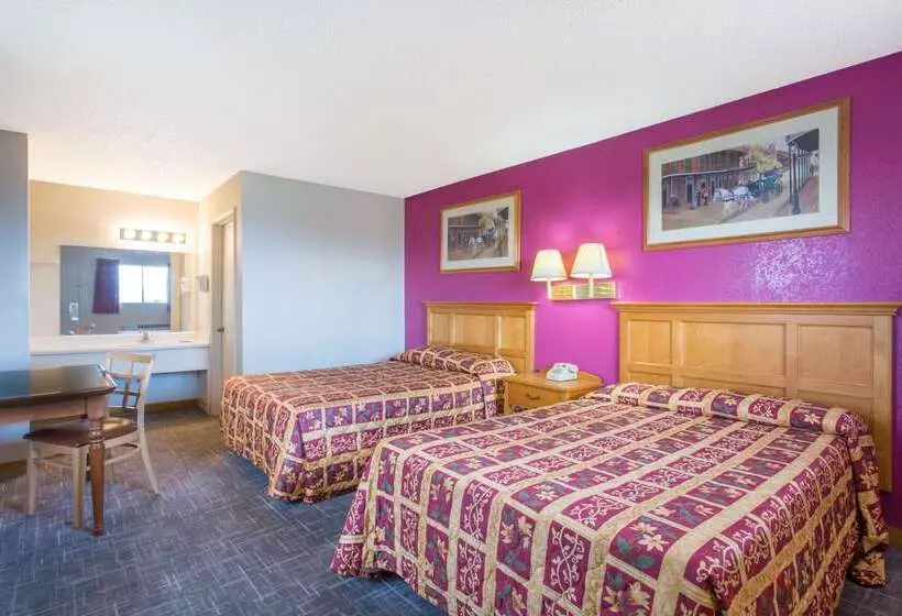 هتل Knights Inn Phoenix At N Black Canyon Hwy