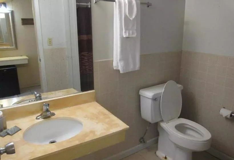 هتل Pagoda Hilo Bay