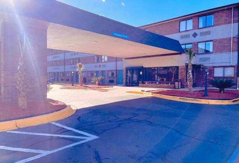 هتل Suburban Studios Columbia Northwest