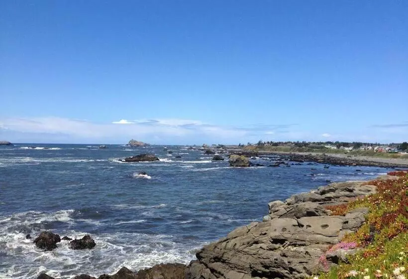 ホテル Redwood Inn