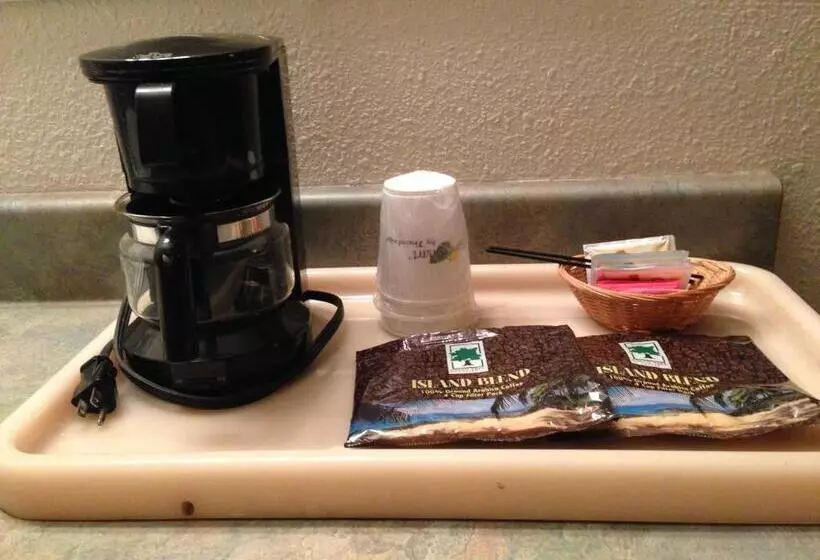 ホテル Redwood Inn