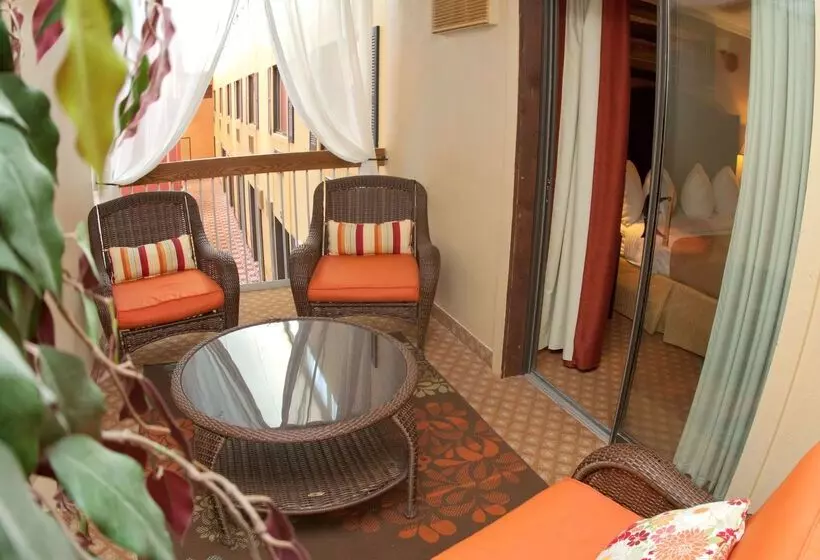 בית מלון כפרי Roosevelt Grand Dakota, Surestay Collection By Best Western