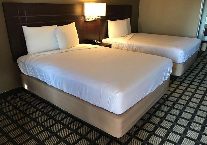 فندق Travelers Inn Phoenix