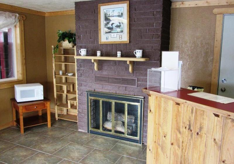 فندق Travelers Lodge