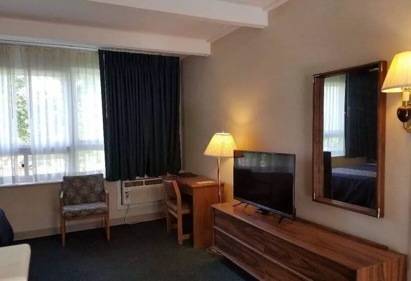 호텔 Travelodge By Wyndham Lake George Ny