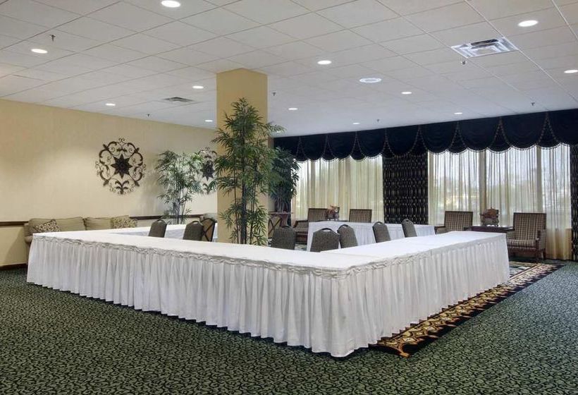 فندق Travelodge Lafayette