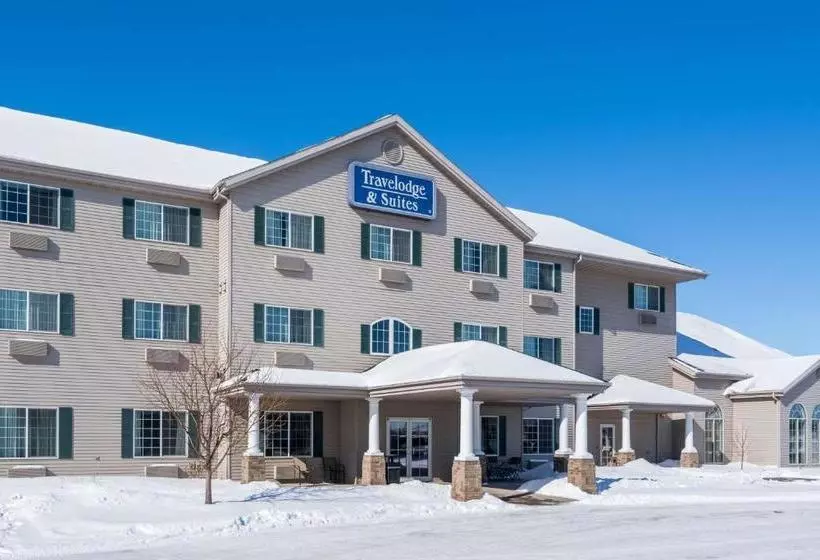 酒店 Travelodge & Suites By Wyndham Fargo/moorhead