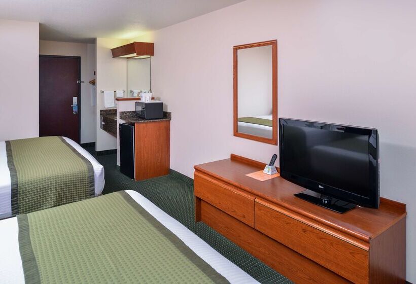 فندق Travelodge By Wyndham, Newberg