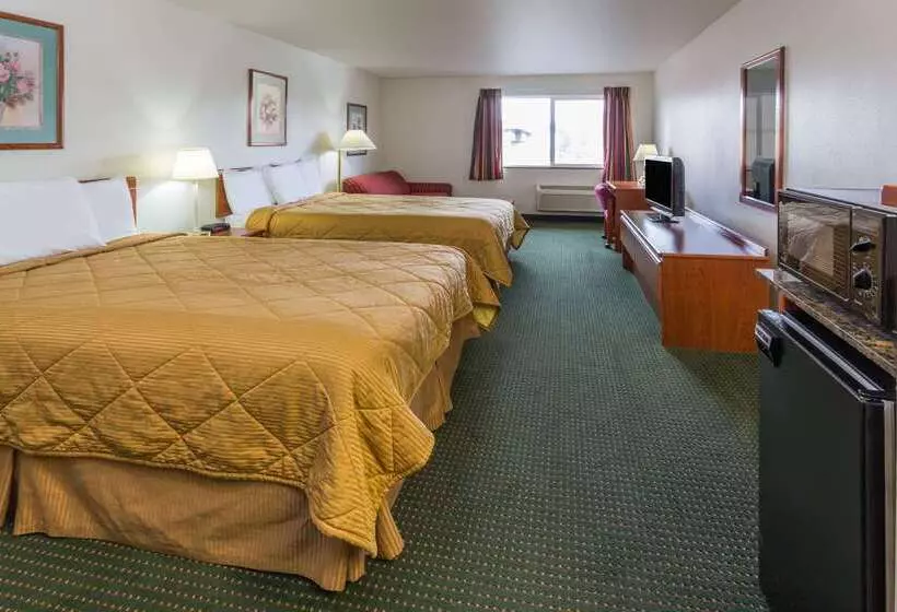 Отель Travelodge By Wyndham, Newberg