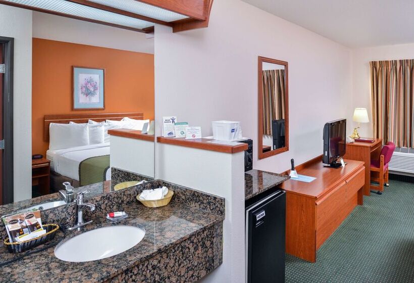 فندق Travelodge By Wyndham, Newberg