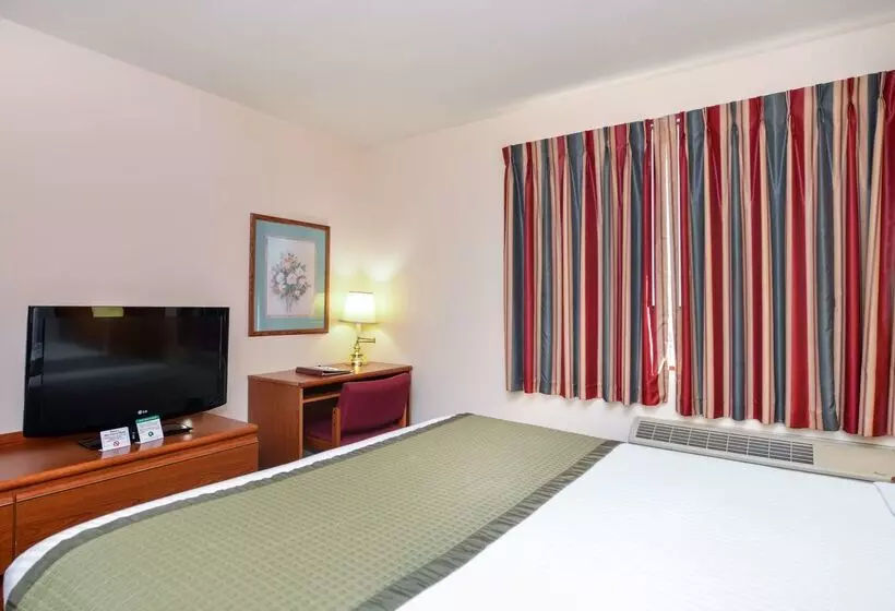 Отель Travelodge By Wyndham, Newberg