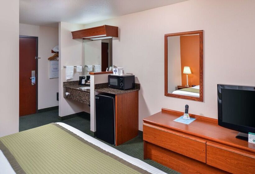 فندق Travelodge By Wyndham, Newberg