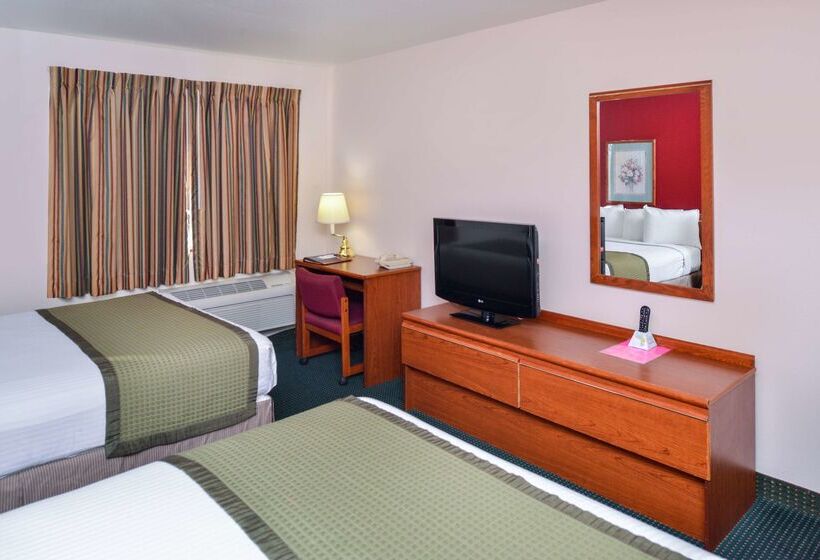 فندق Travelodge By Wyndham, Newberg