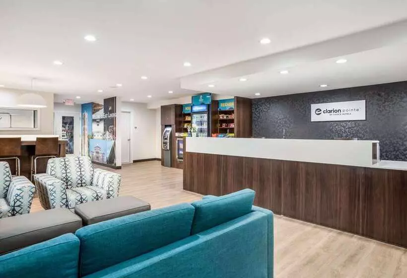 モーテル Clarion Pointe East Lansing University Area