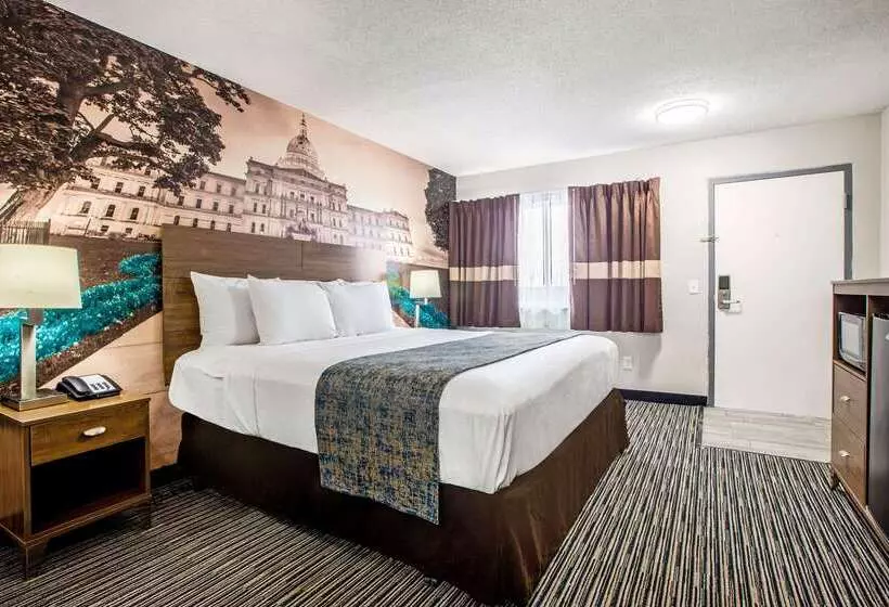 モーテル Clarion Pointe East Lansing University Area