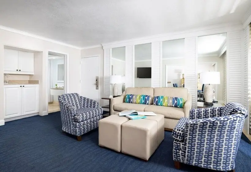 リゾートホテル Island Grand at Tradewinds