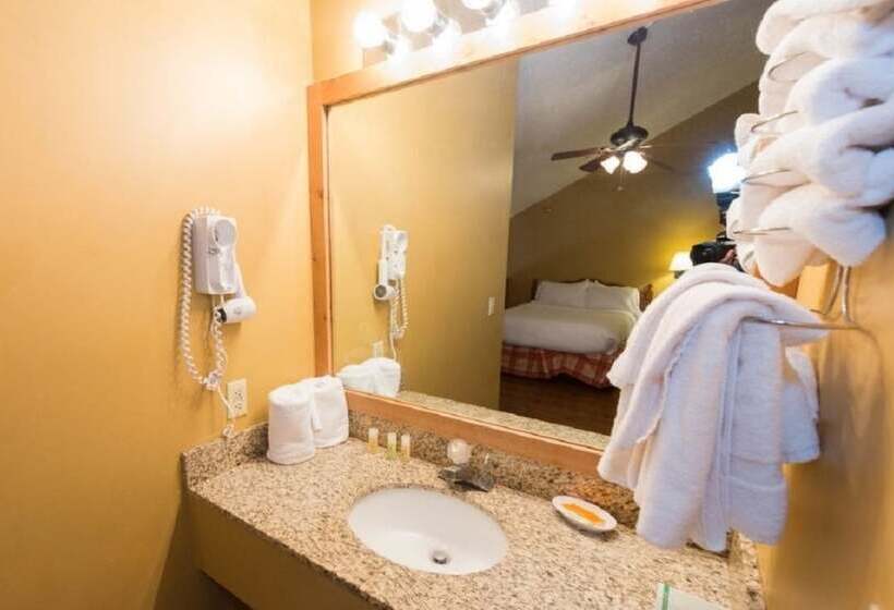 فندق على الطريق Timbers Lodge