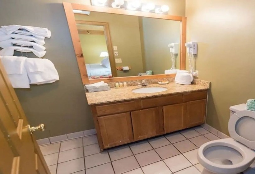 فندق على الطريق Timbers Lodge