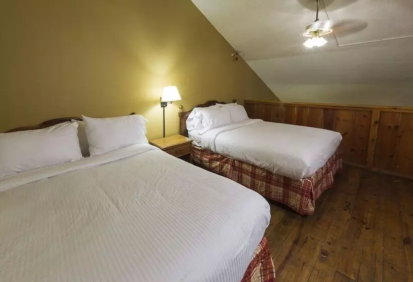 מוטל Timbers Lodge