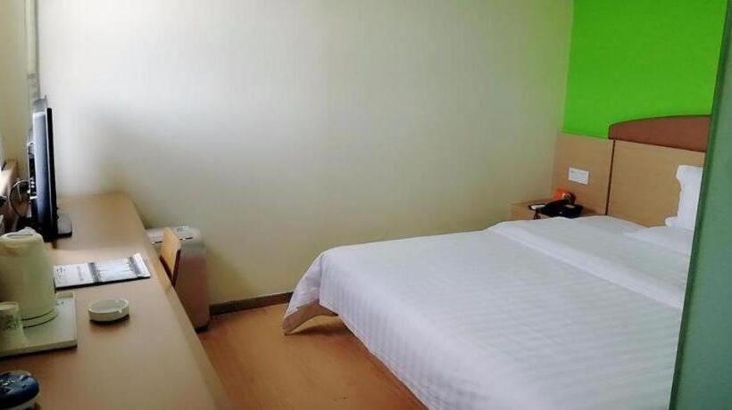 בית מלון כפרי 7 Days Inn Changsha Xingsha Zhongmaocheng Windows Of The World