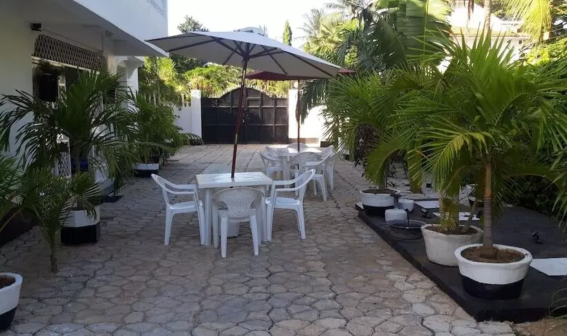 هتل Marvelous House Mtwapa
