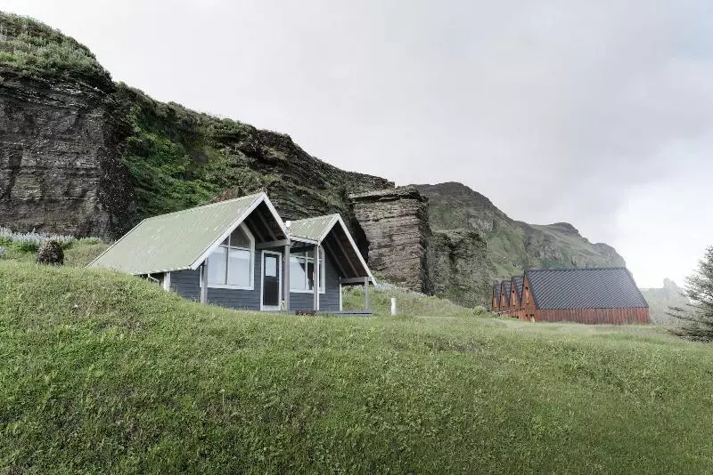 هتل Vík Cottages