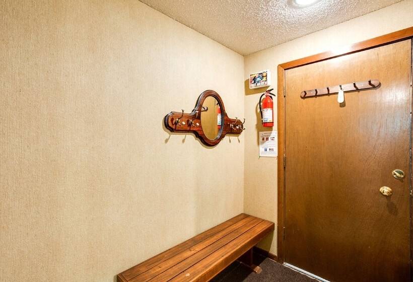 59sw   Fireplace   Dishwasher   Washer/dryer   Sleeps 6